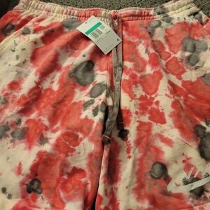 Nike Club+ Bold Dye Fit Shorts Size XL